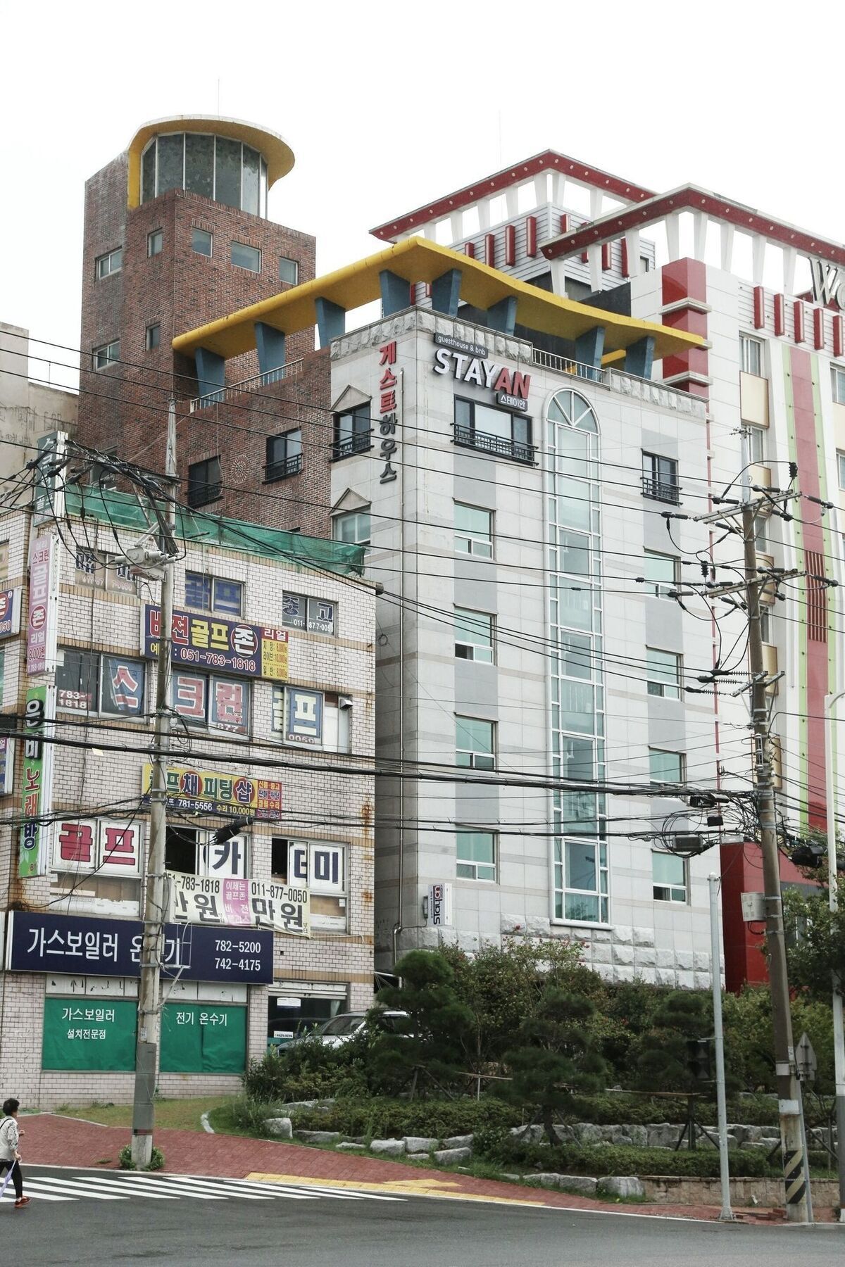 Stayan Guesthouse And Bnb Busan Bagian luar foto