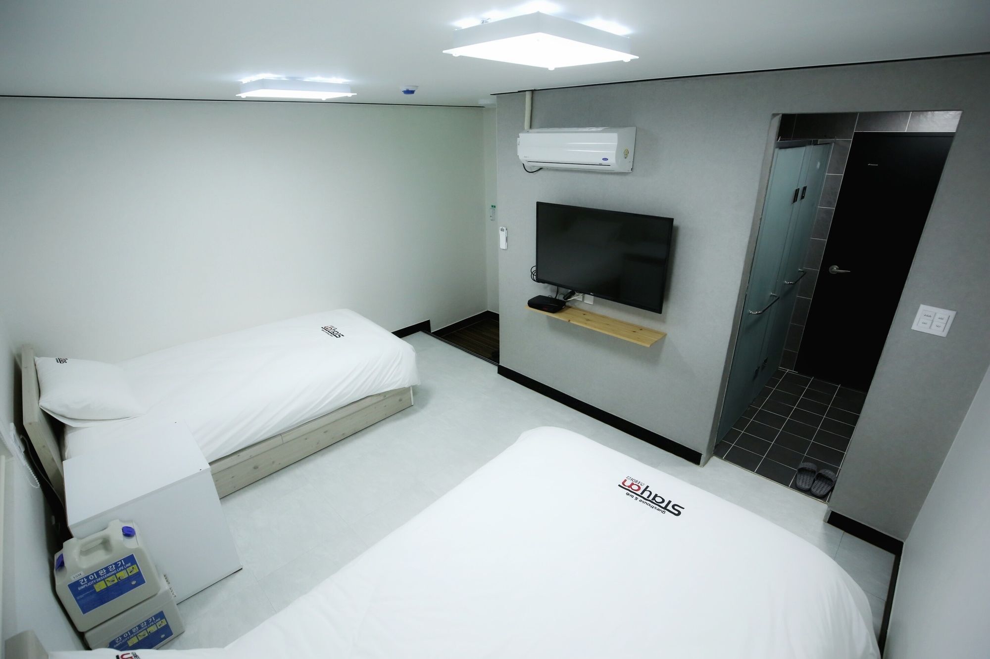 Stayan Guesthouse And Bnb Busan Bagian luar foto